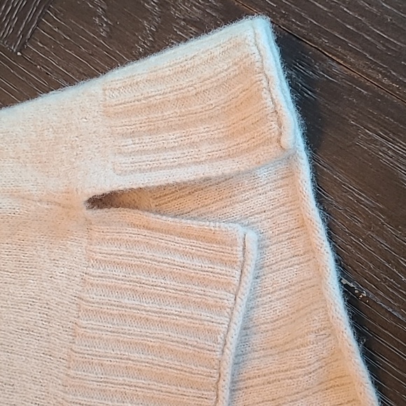 Jenni Kayne Everyday Sweater - Picture 6 of 13